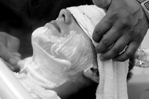 Barberingstips fra eksperterne: Sådan får du den perfekte barbering derhjemme