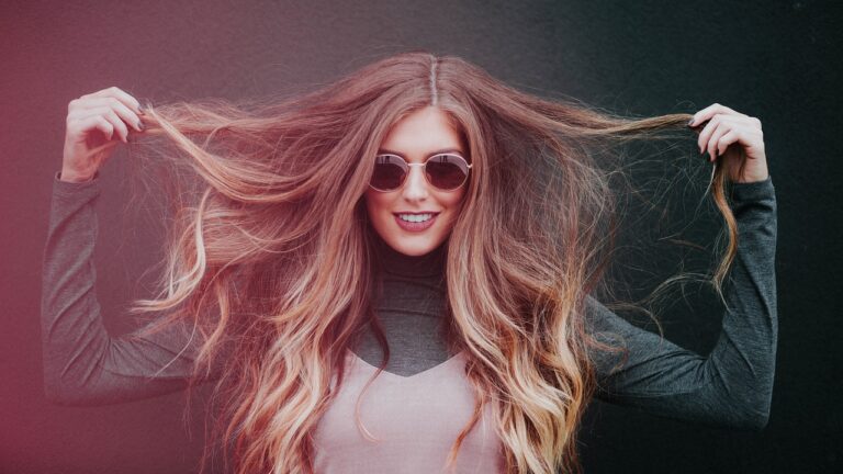Fra kort til langt på få minutter: Sådan får du smukke og naturlige hår extensions